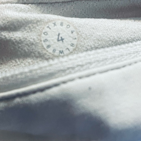 Lululemon Athletica cream Mini Skirt - Picture 5 of 8